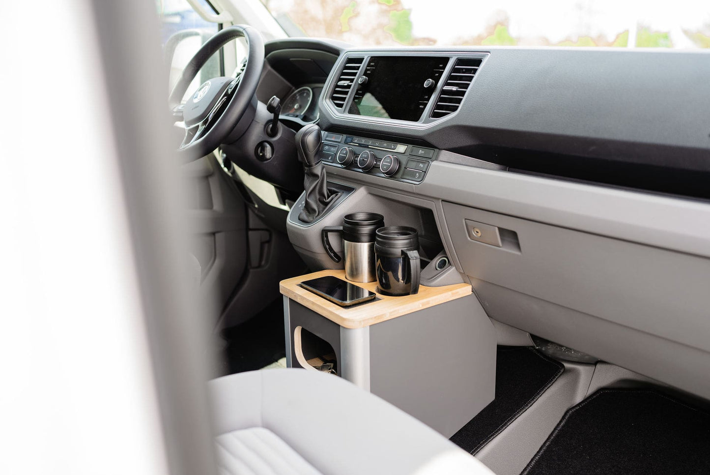 Mittelkonsole Crafter VW Grand California /MAN TGE Getränkehalter