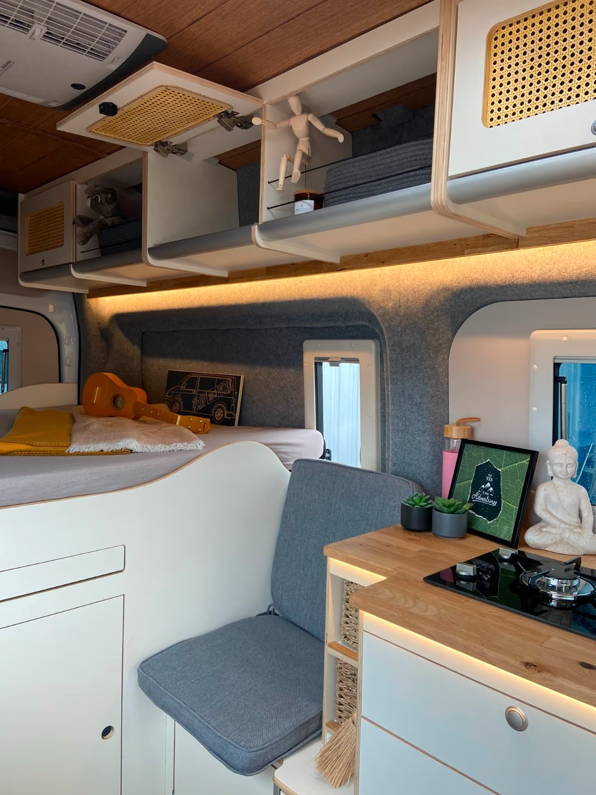 Camper Oberschrank Hängeschrank Wohnmobil Ford Transit h3